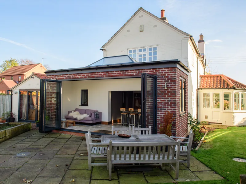 Bifold Mortlake
