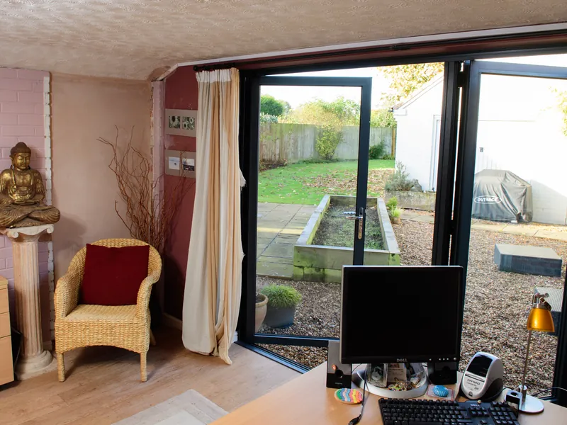 Bifold Mortlake