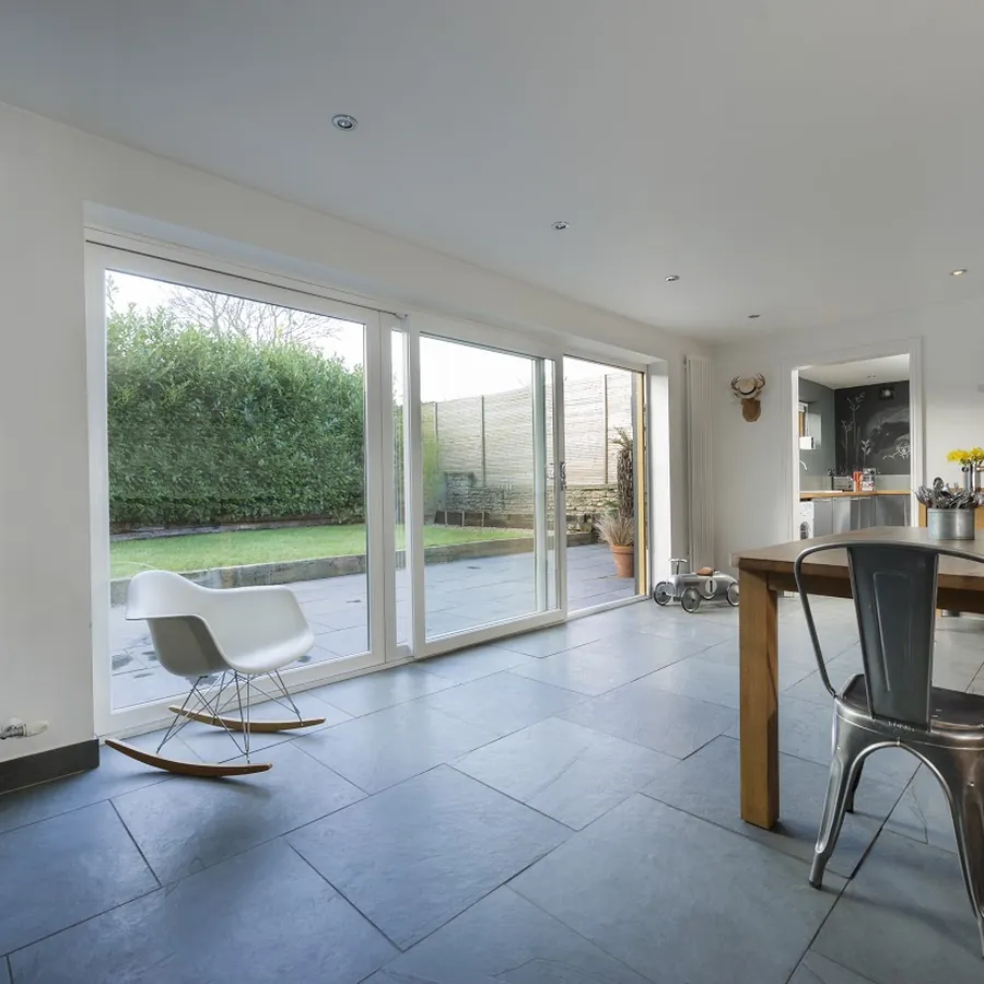 Patio Mortlake