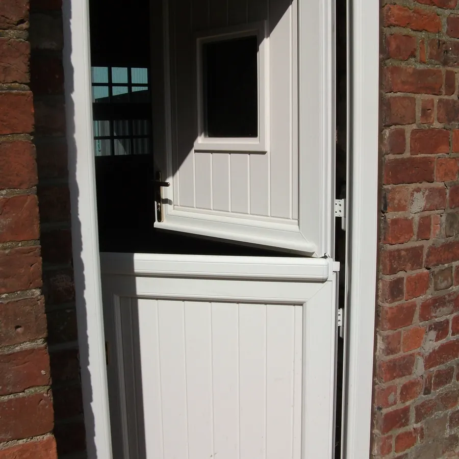 Stable Mortlake