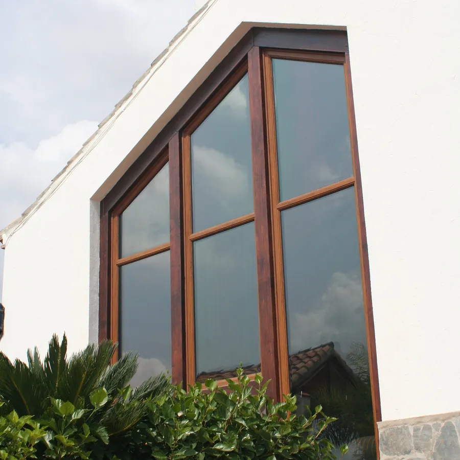 Bay Windows Mortlake